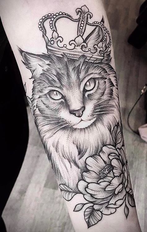 tatuaje gato en mujer 15