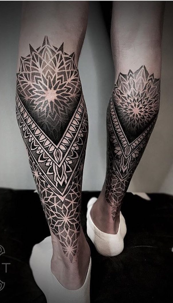 tatuaje geometrico femenino 59