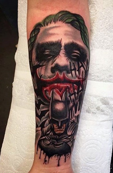 tatuaje joker bufon 33