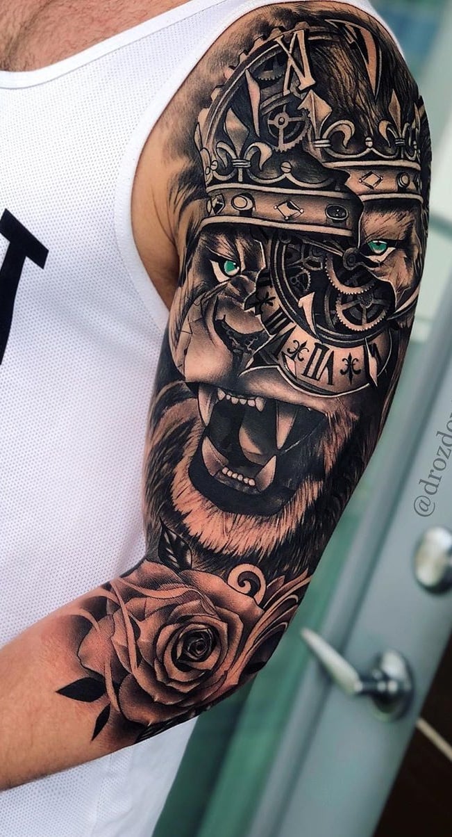 tatuaje masculino leon 104