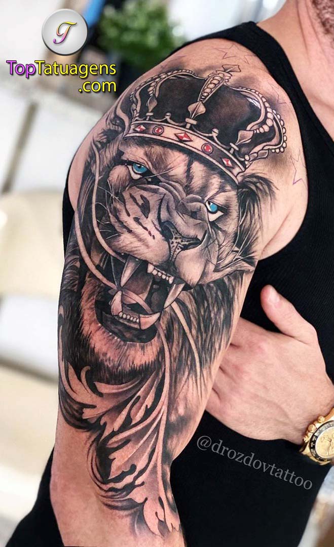 tatuaje masculino leon 146