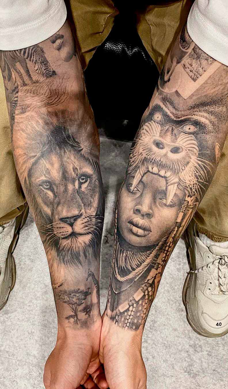 tatuaje masculino leon 148