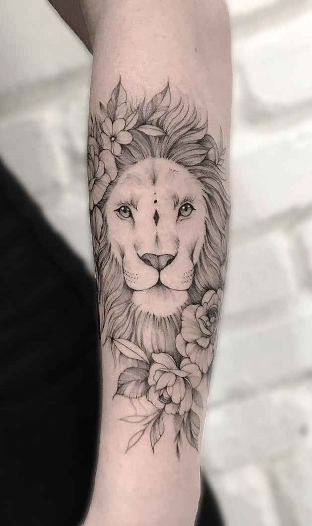 tatuaje masculino leon 28
