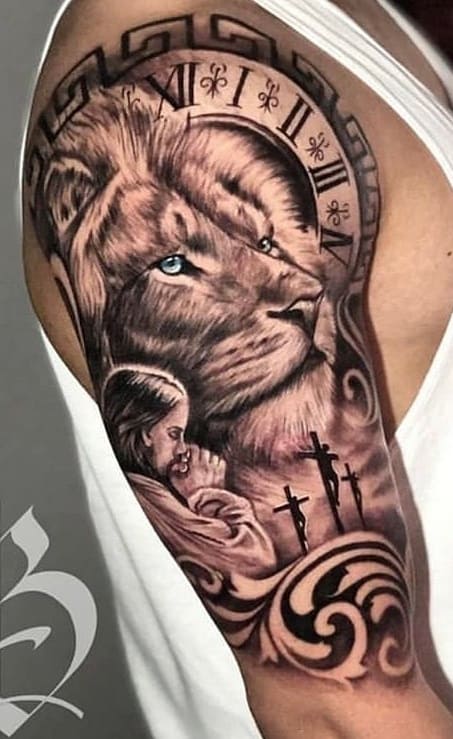 tatuaje masculino leon 36