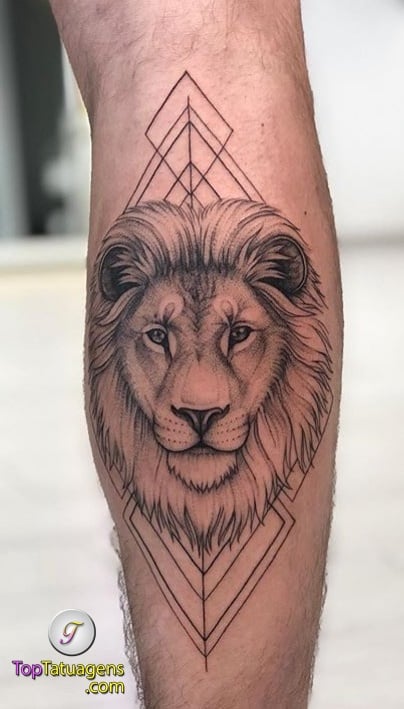 tatuaje masculino leon 91