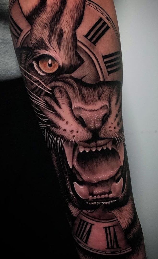 tatuaje tigre 112