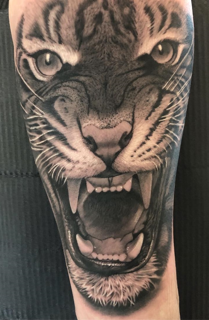 tatuaje tigre 61