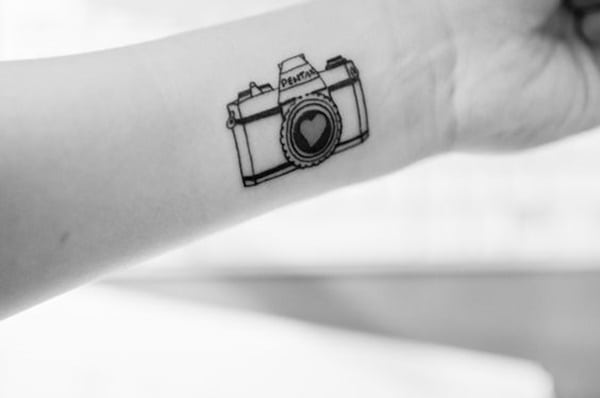 Tatuajes de cámaras fotográficas: 75 diseños para fotógrafos