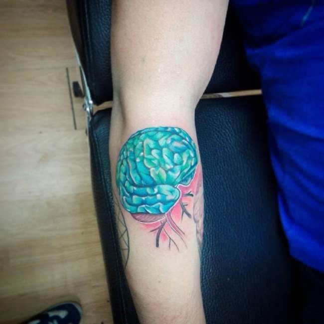 tattoo cerebro 60