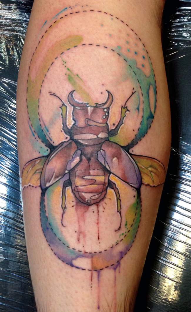 tattoo escarabajo 108