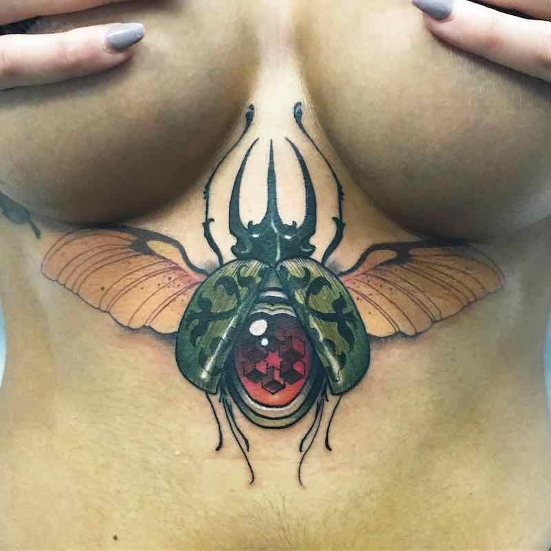 tattoo escarabajo 76