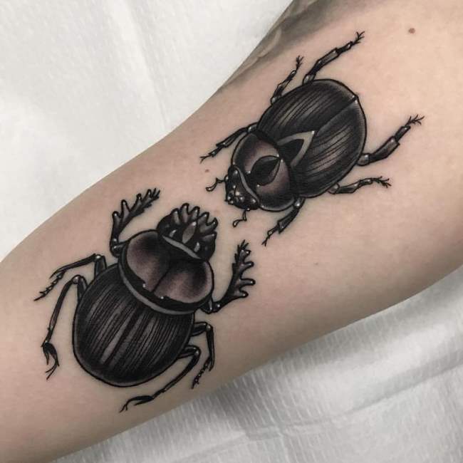 tattoo escarabajo 94