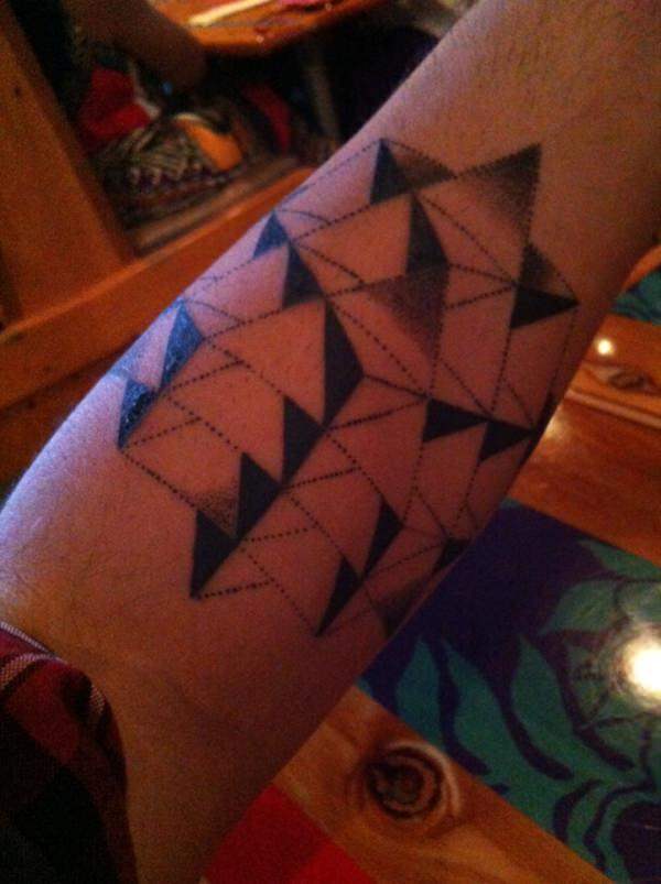 tattoo geometria sagrada 144
