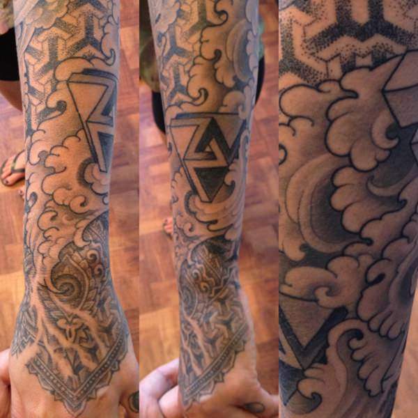 tattoo geometria sagrada 174