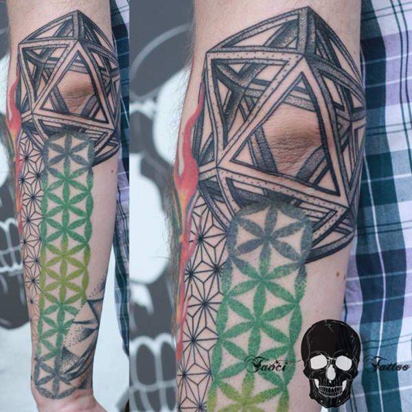 tattoo geometria sagrada 224