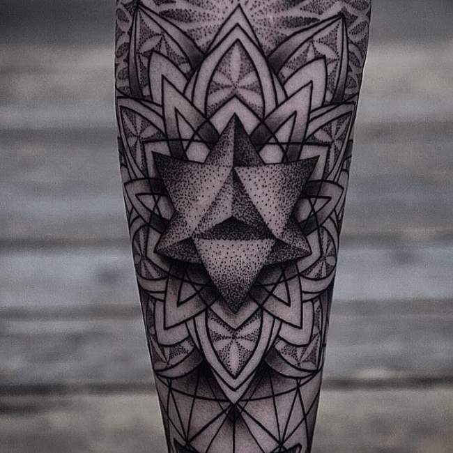 tattoo geometria sagrada 92