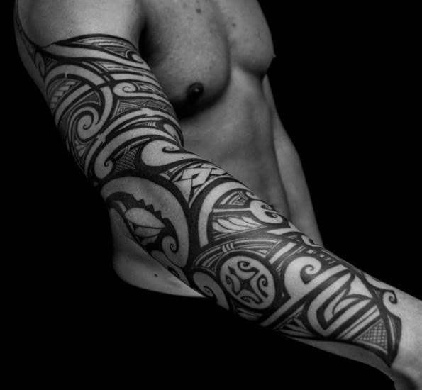 tattoo tribal brazo 10