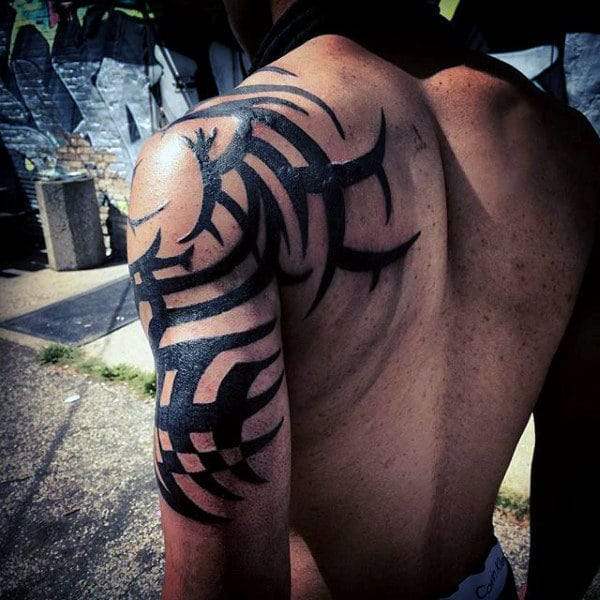 tattoo tribal brazo 138