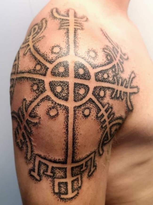tattoo vikingo 272