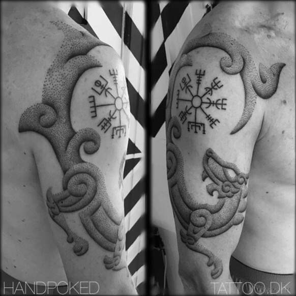 tattoo vikingo 330