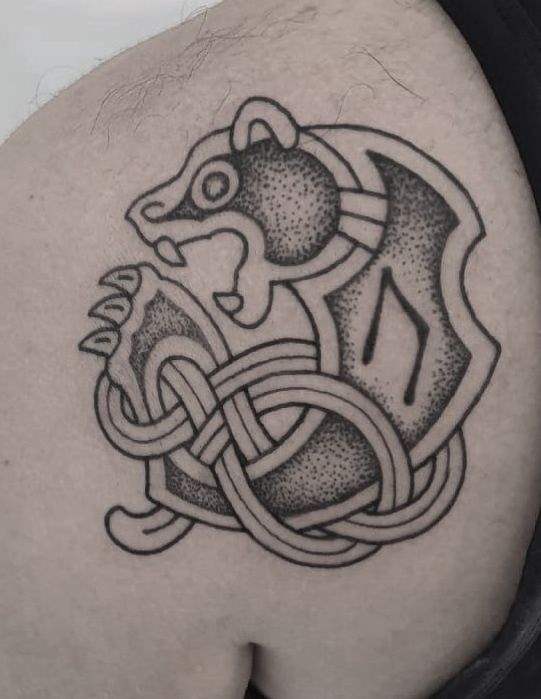 tattoo vikingo 372