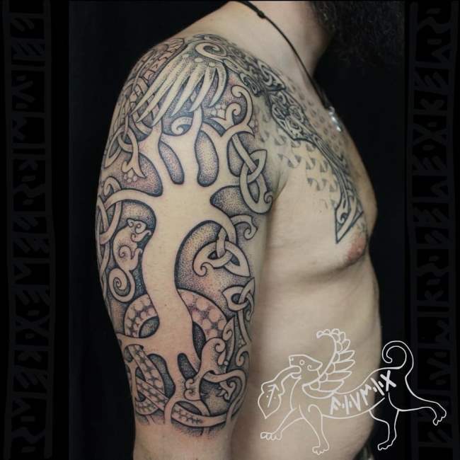 tattoo vikingo 46