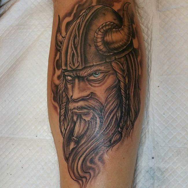 tattoo vikingo 542