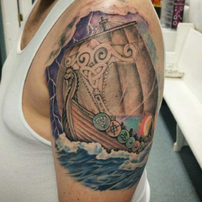 tattoo vikingo 554