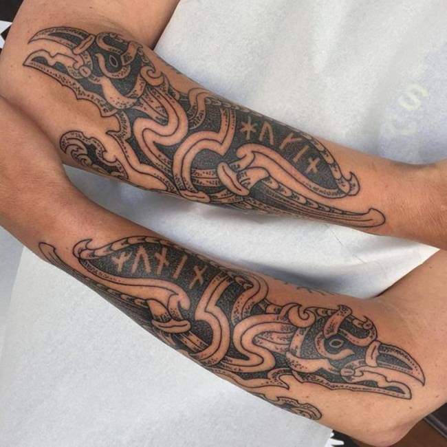 tattoo vikingo 586