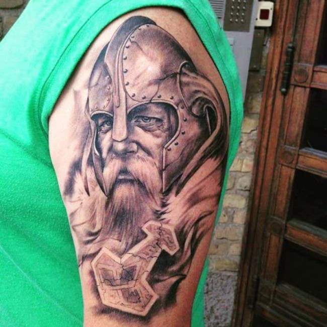 tattoo vikingo 652