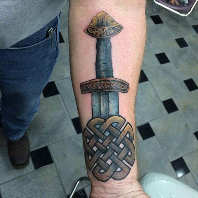 tattoo vikingo 660