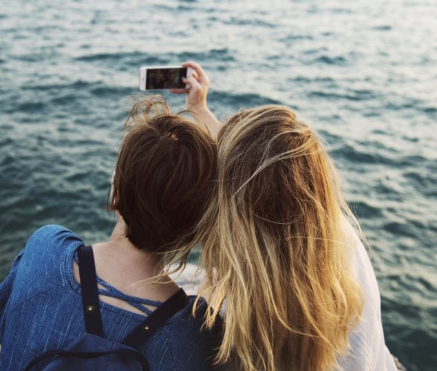 amigas selfie 2