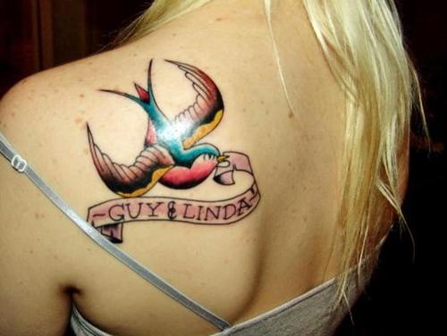 tatouages lettres 16