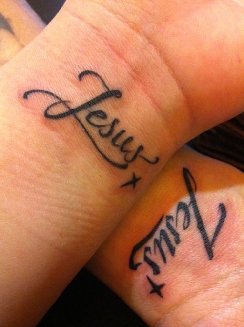 tatouages lettres 25