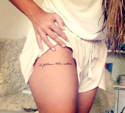 photo tatouage jambe cuisse 255