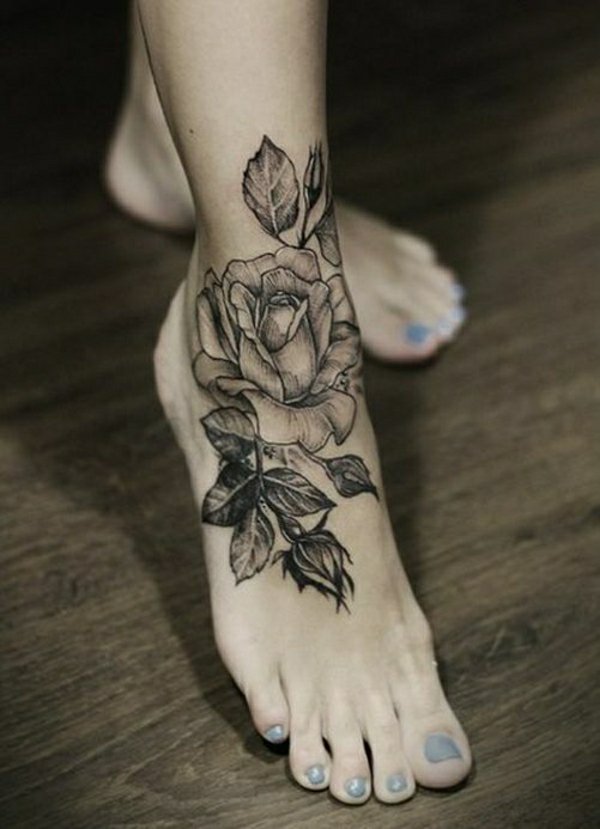 idee tatouage pied 319