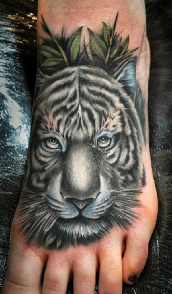 idee tatouage pied 322