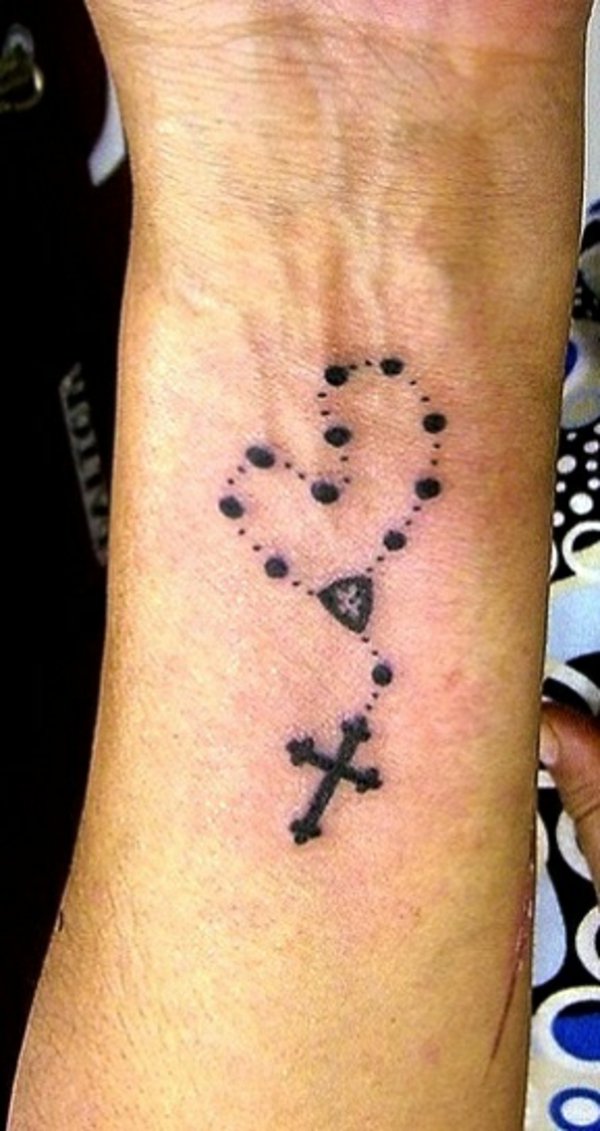 idee tatouage poignet 211