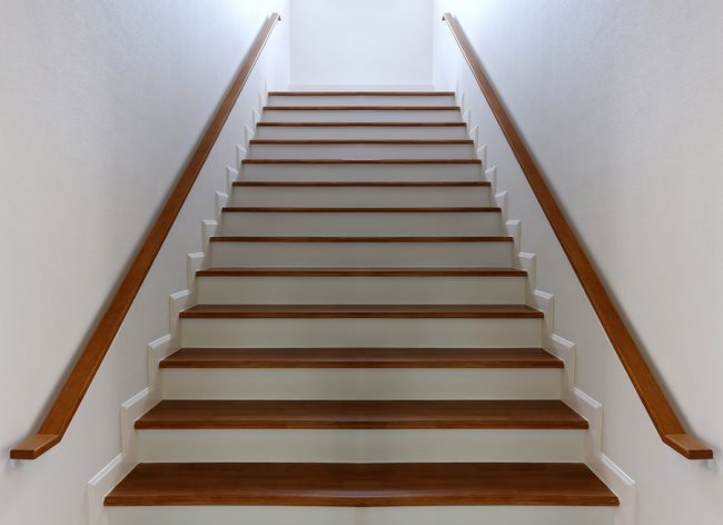 Que signifie rêver d'un escalier ou qu'on grimpe à celui-ci ?