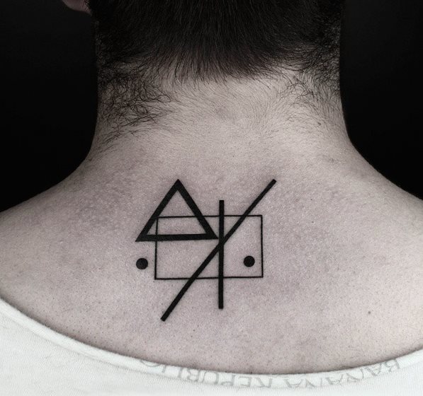 tatouages geometriques 47