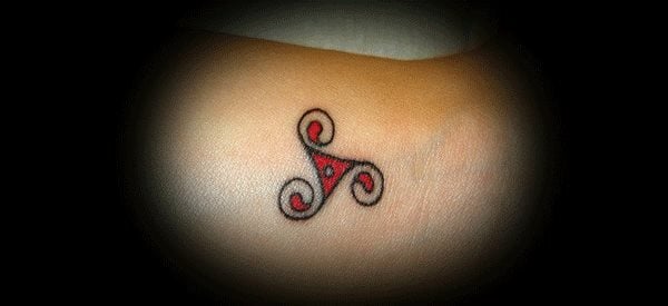 tatuajes celtas, el trisquel