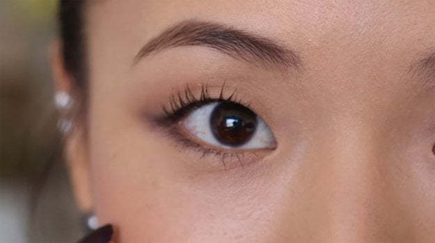 Pourquoi les asiatiques ont-ils les yeux bridés ?