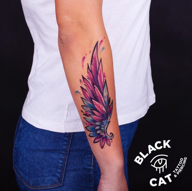 tattoo feminin ailes 16