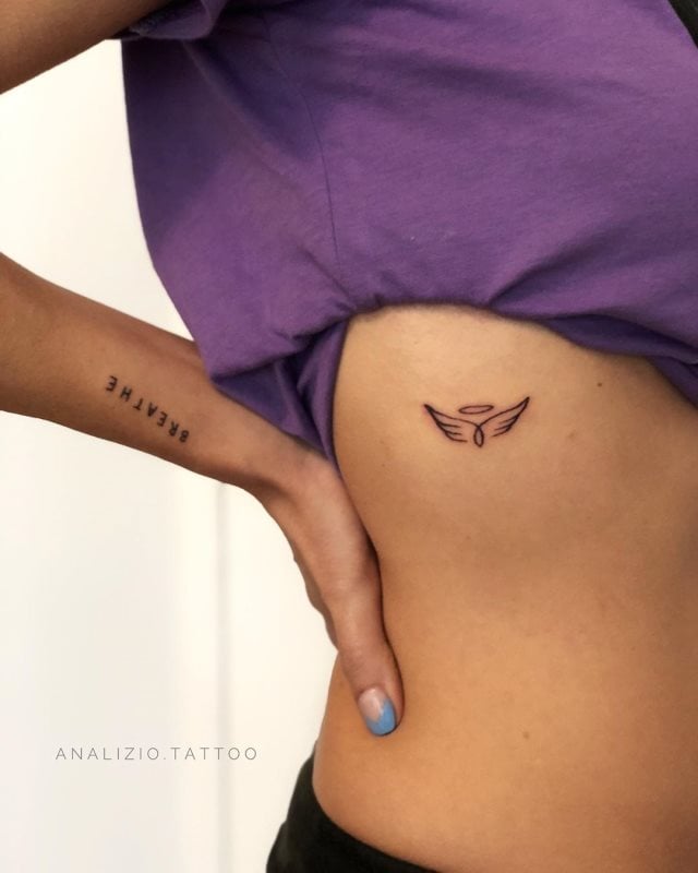 tattoo feminin ailes 57