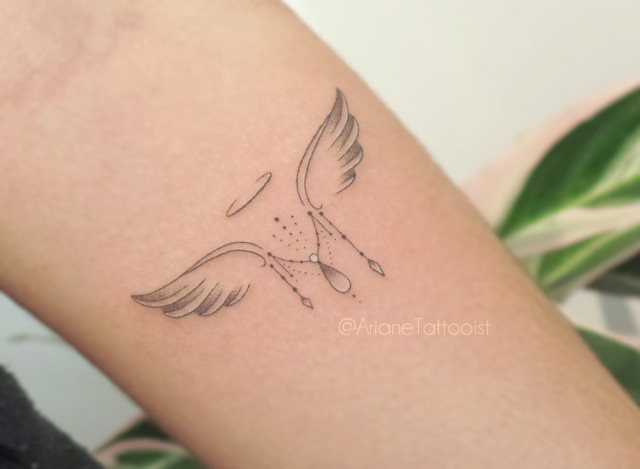 tattoo feminin ailes 58