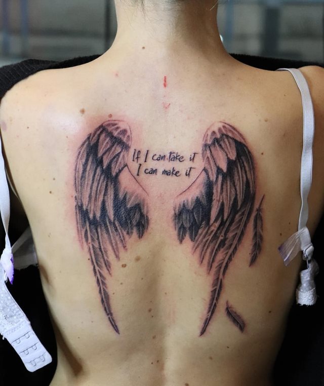 tattoo feminin ailes 64