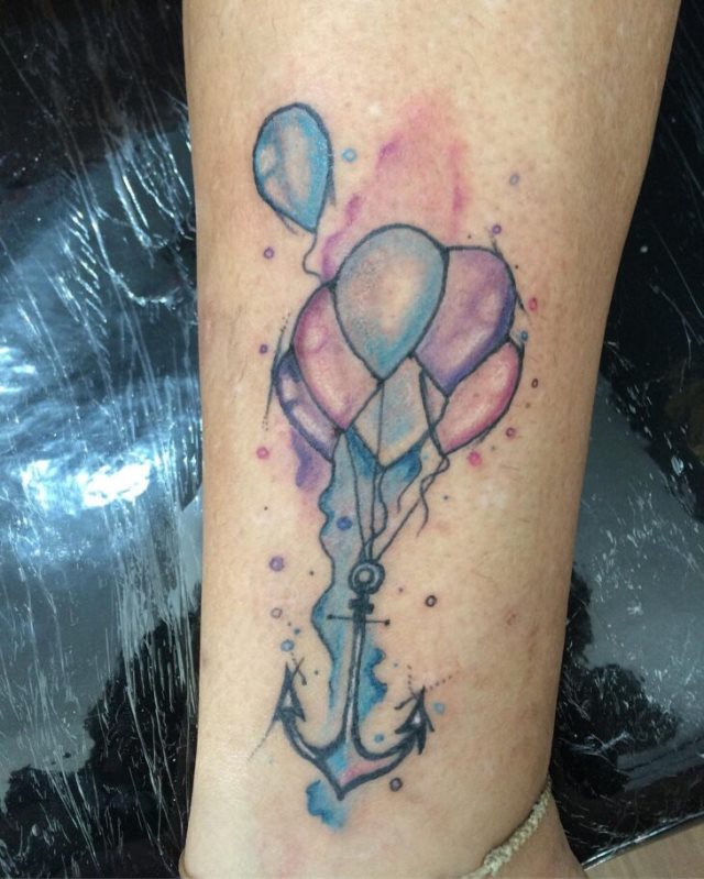 tattoo feminin ancre 54