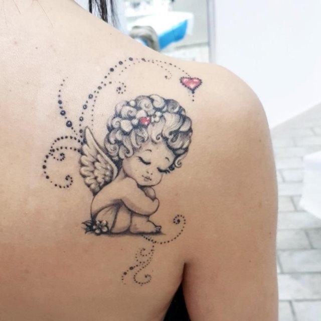 tattoo feminin ange 21