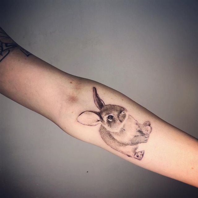 tattoo feminin animal 45