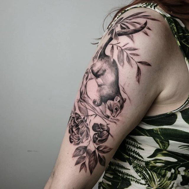 tattoo feminin animal 50